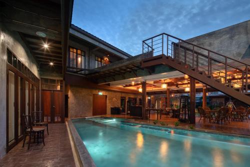 boutique hotels in Central Thailand