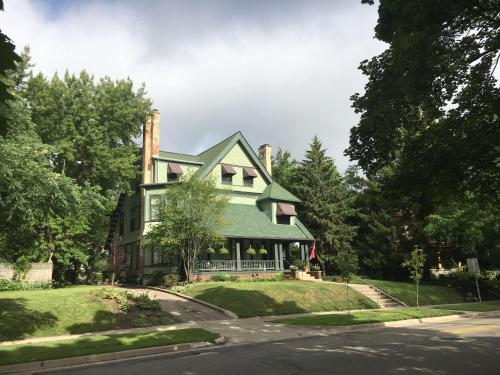boutique hotels in Grand Rapids