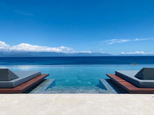 boutique hotels in Finikounta