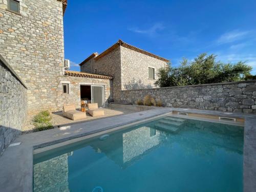 boutique hotels in Mystras