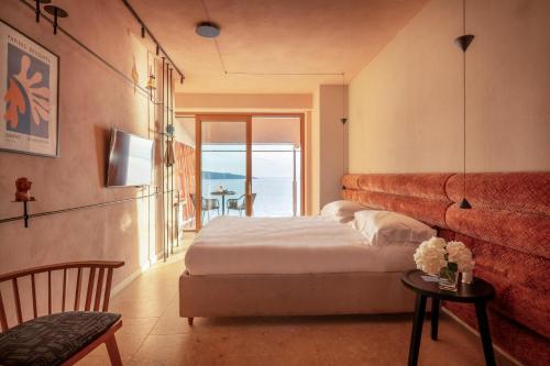 boutique hotels in Sorrento Coast