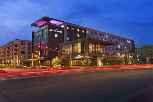 boutique hotels in Fishers