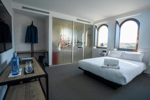 boutique hotels in Valverdón
