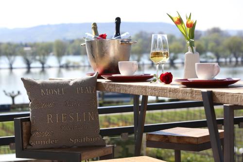 boutique hotels in Rhine District