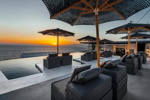 boutique hotels in Tourlos