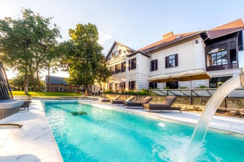 boutique hotels in Siófok