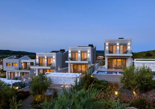 boutique hotels in Fourka
