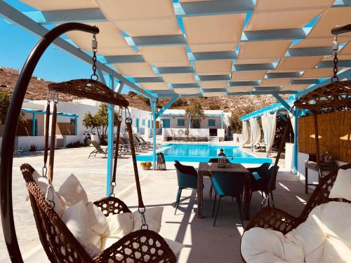 boutique hotels in Caldera South