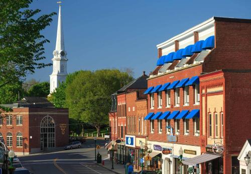 boutique hotels in Camden Snow Bowl