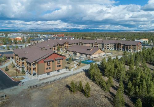 boutique hotels in Yellowstone National Park-West Gate