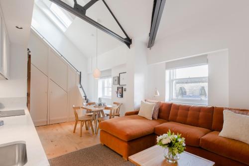 boutique hotels in Midlothian