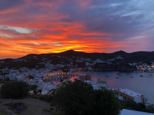 boutique hotels in Pontine