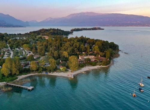 boutique hotels in Valtenesi Del Garda