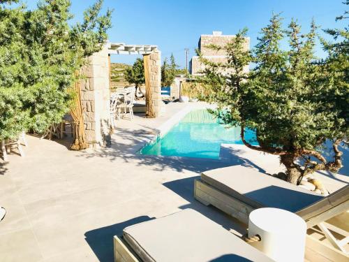 boutique hotels in Milos