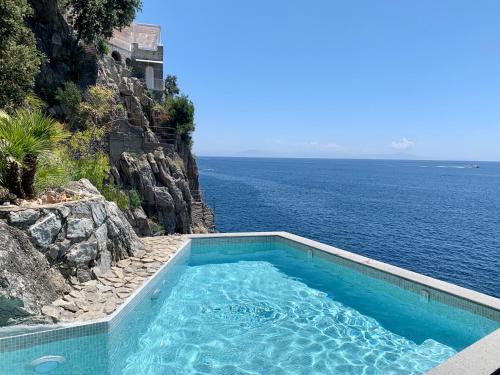 boutique hotels in Furore