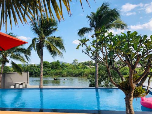 boutique hotels in Suratthani