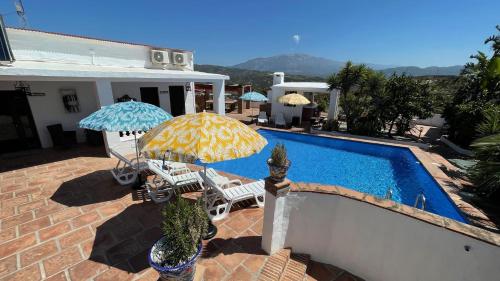 boutique hotels in Axarquía