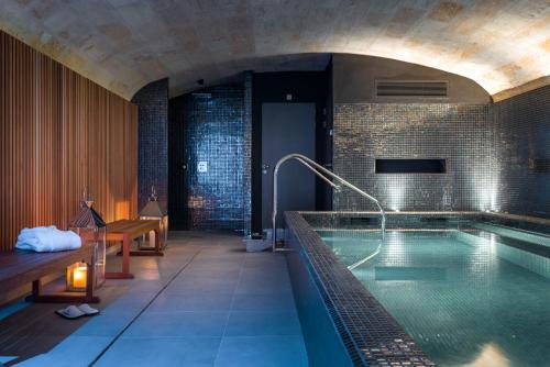 boutique hotels in Autoroute A837 - Autoroutes Du Sud De La France