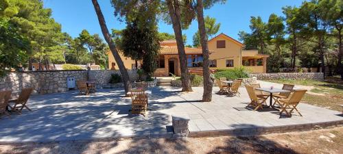 boutique hotels in Rab