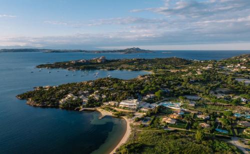 boutique hotels in Baja Sardinia