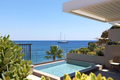 boutique hotels in Agia Pelagia