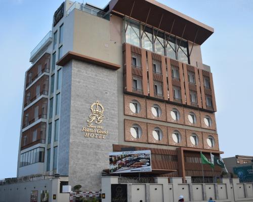 boutique hotels in Multan