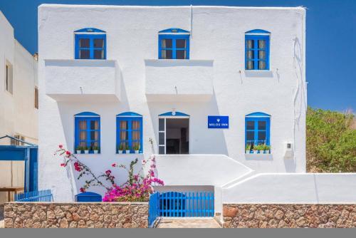 boutique hotels in Milos