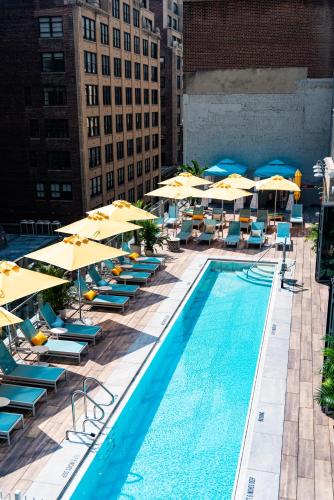 boutique hotels in Midtown West