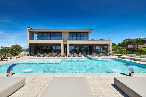 boutique hotels in Buje