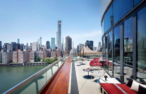 boutique hotels in Queens