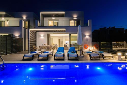 boutique hotels in Stavros