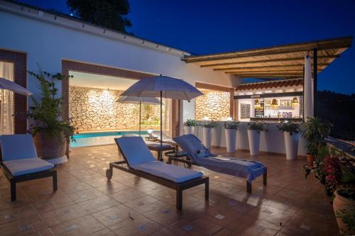 boutique hotels in Axarquía