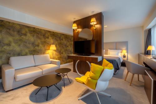 boutique hotels in Bar County