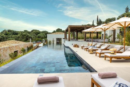 boutique hotels in Svoronata