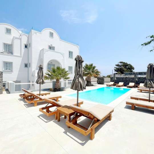 boutique hotels in Perivolos