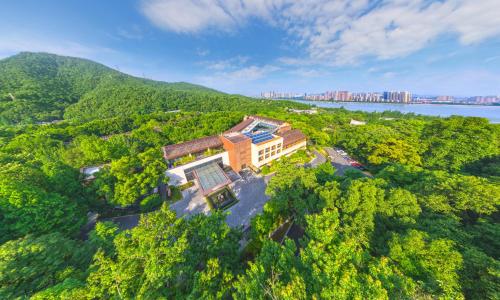 boutique hotels in Fuyang