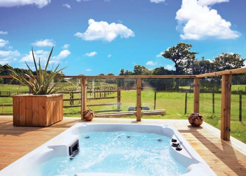 boutique hotels in Stone