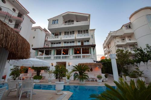 boutique hotels in Side Coast
