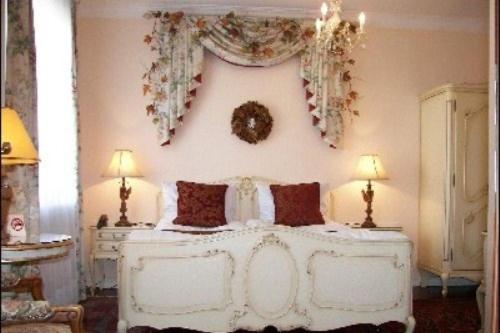 boutique hotels in Capital Region