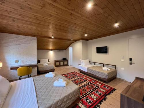 boutique hotels in Gjirokastër