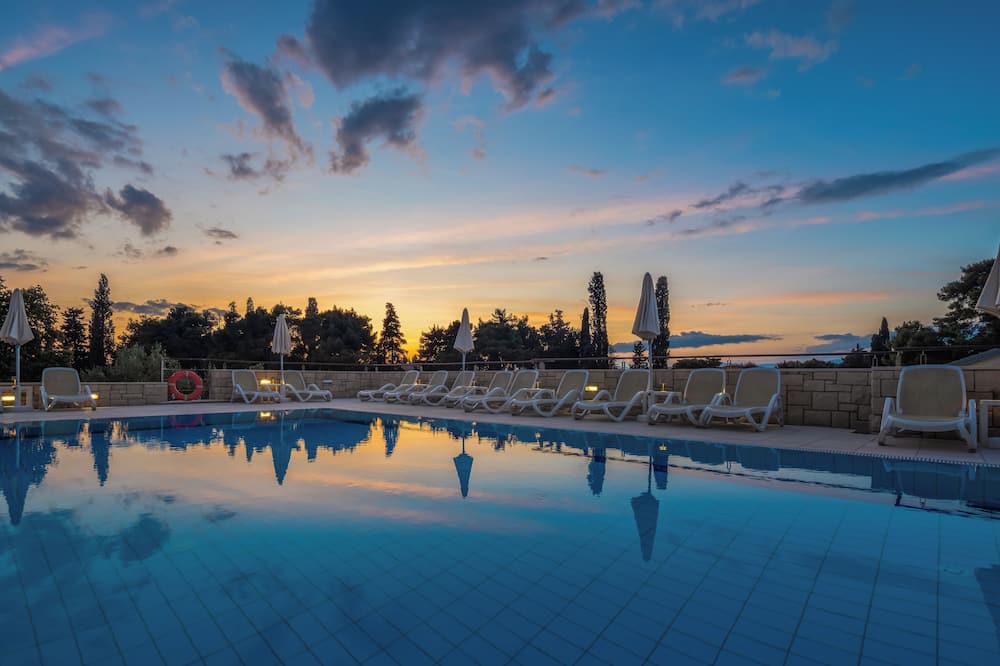 boutique hotels in Supetar