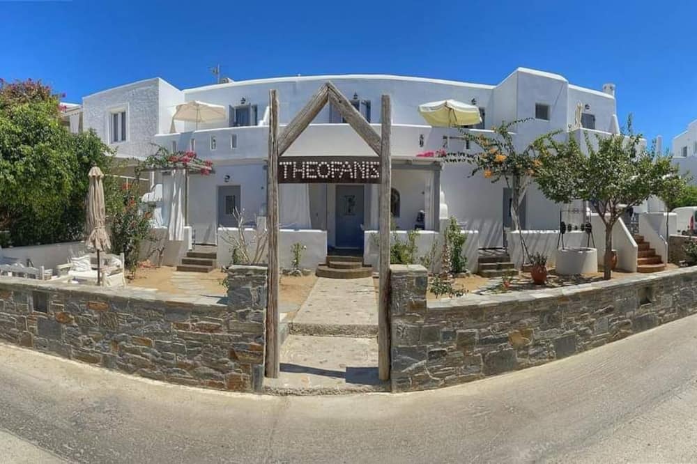 boutique hotels in Aliko Beach