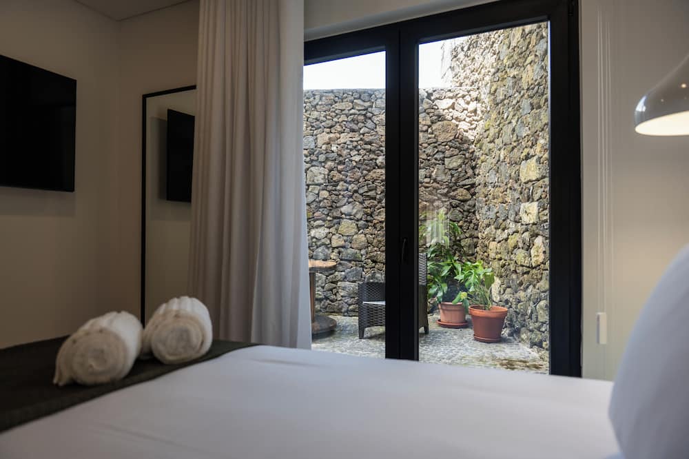 boutique hotels in Ponta Delgada