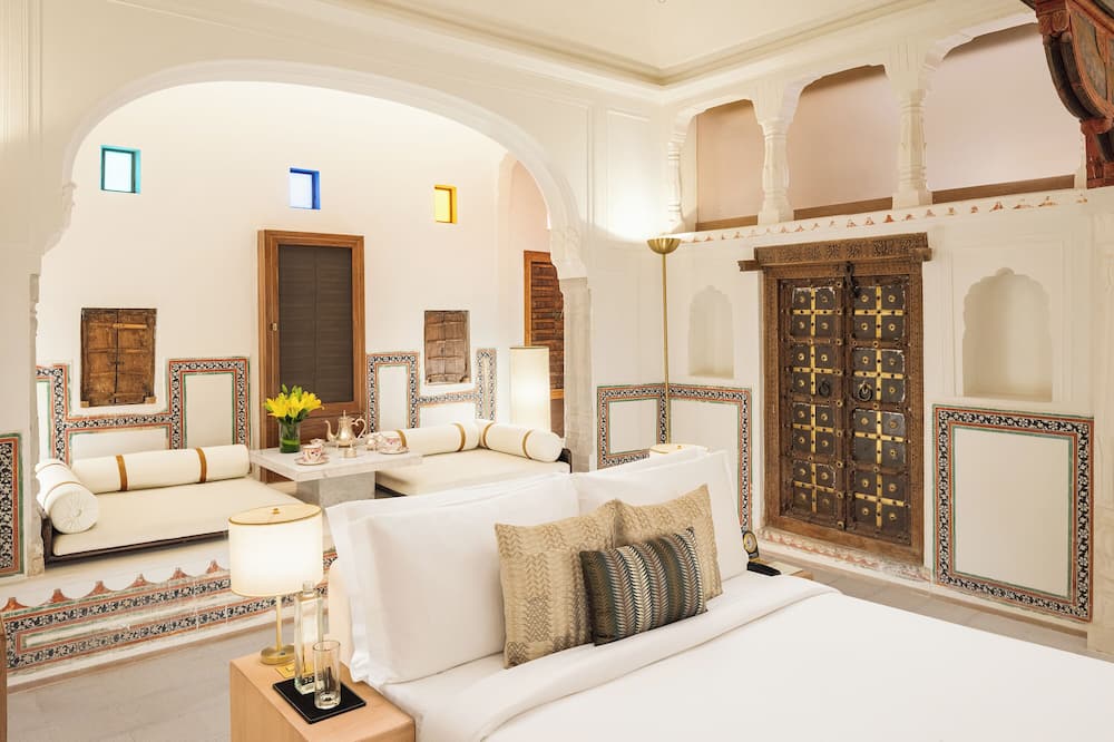 boutique hotels in Mandāwa