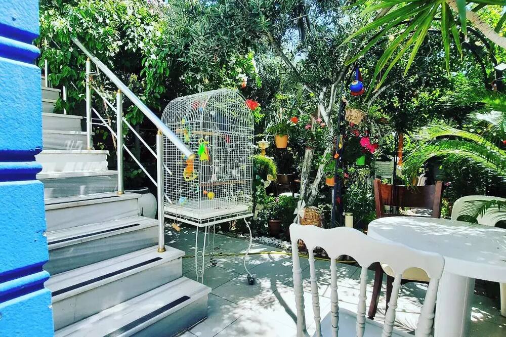 boutique hotels in Avsa Adasi