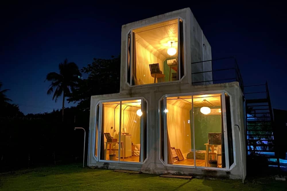 boutique hotels in Si Racha