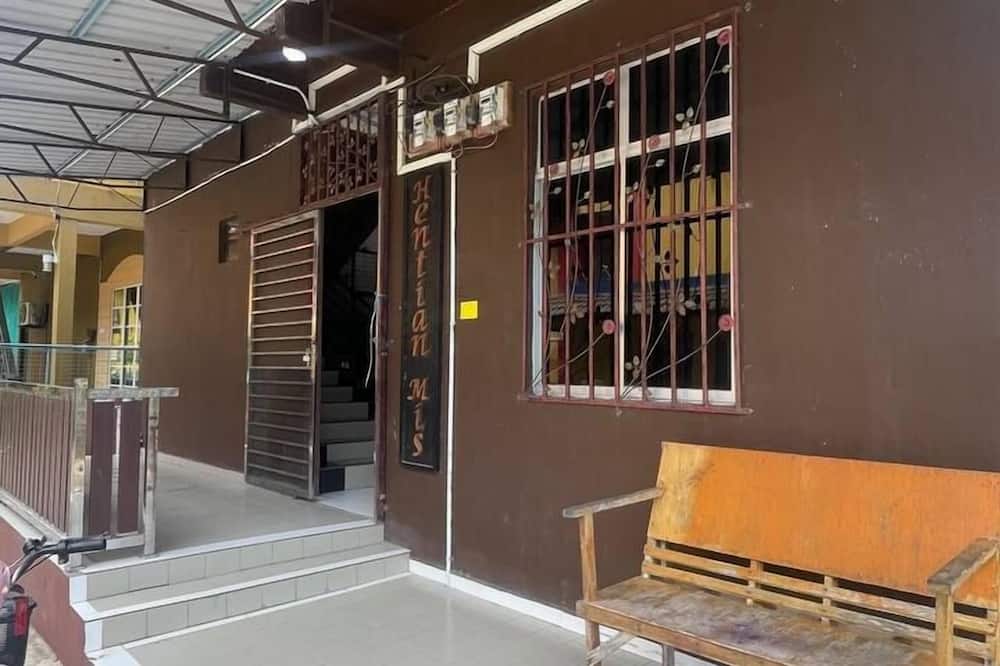 boutique hotels in Lang Tengah