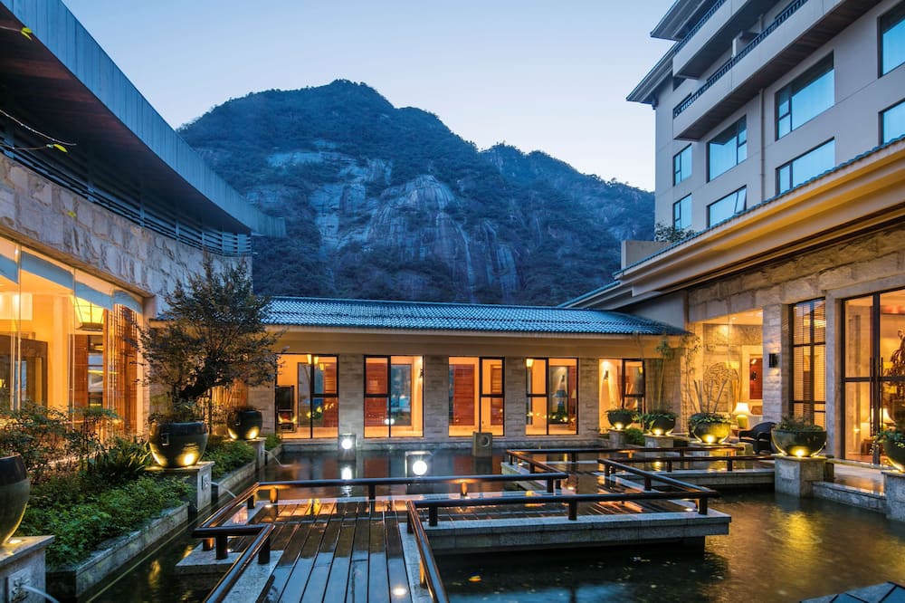 boutique hotels in Wuyuan