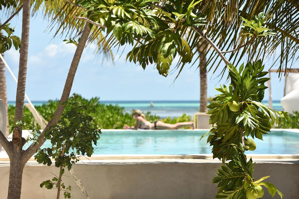 boutique hotels in Kusini