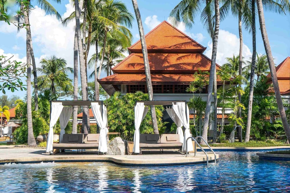 boutique hotels in Bang Tao Beach